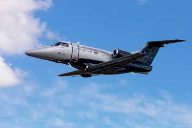 Leggero ed economico da mantenere: il Phenom 100 in volo Leggero ed economico da mantenere: il Phenom 100 in volo