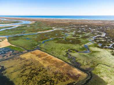 Vista aerea del Parco Naturale Ria Formosa a Olhao, Algarve, Portogallo Vista aerea del Parco Naturale Ria Formosa a Olhao, Algarve, Portogallo