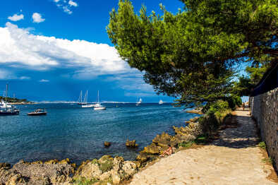 Sentiero lungo il mare Sentiero lungo il mare