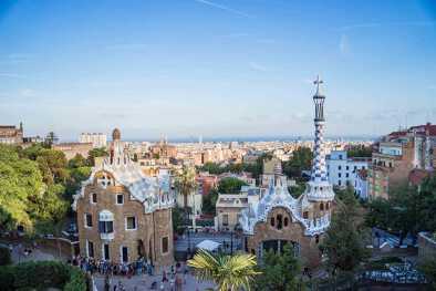 Vista del Parco Güell a Barcellona, Spagna Vista del Parco Güell a Barcellona, Spagna