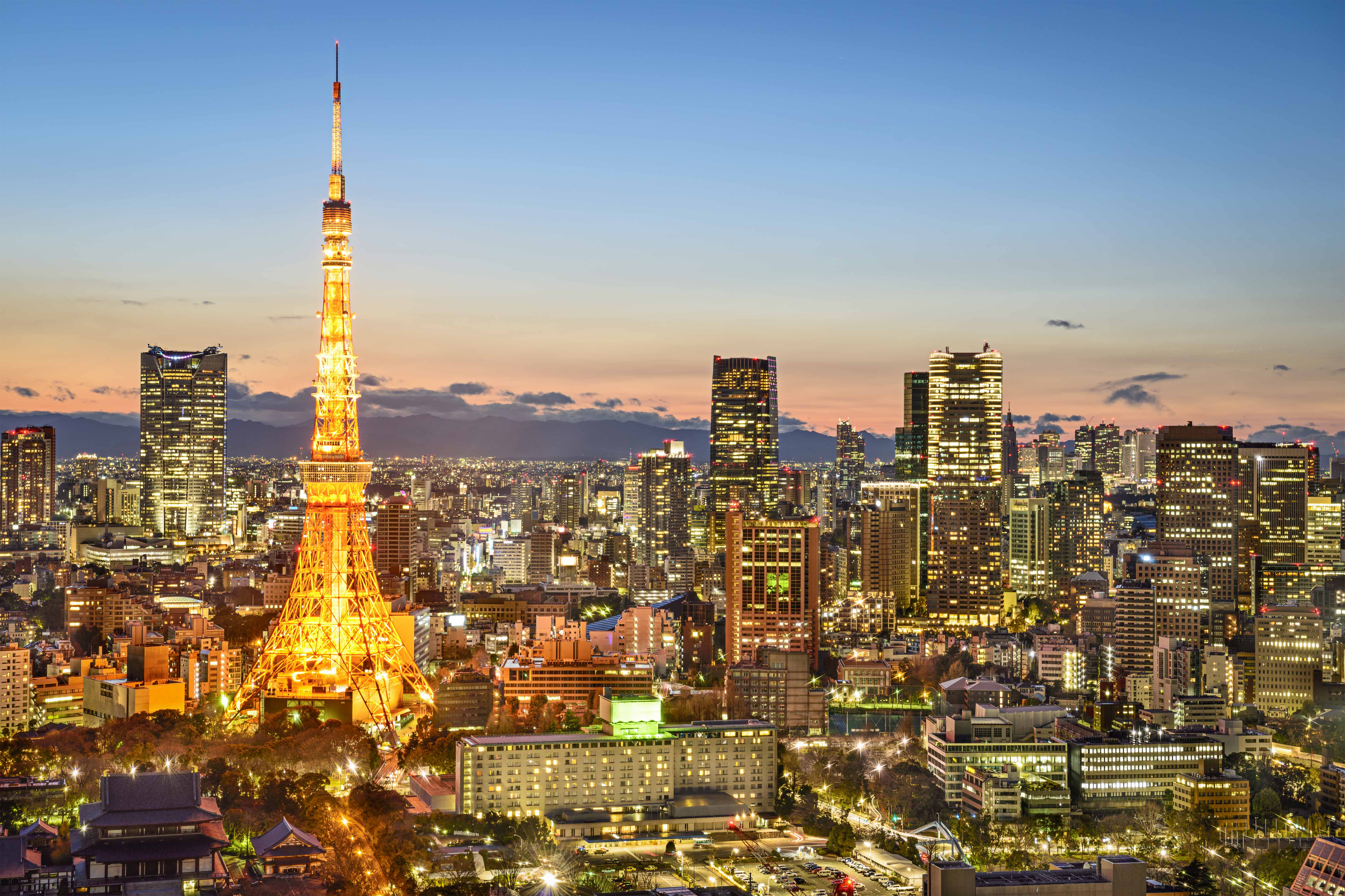 Photo de nuit de la tour Eiffel de Tokyo au Japon