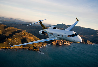 Long Range Business Jet Bombardier Global 6000 to charter with LunaJets, transcontinental private flights, comfort and luxury, long-haul
