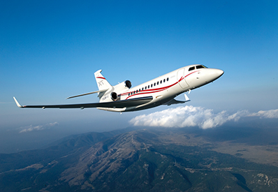 Long Range Business Jet Dassault Falcon 7X to charter for private aviation flights with LunaJets for high performance, smooth, relaxing flight