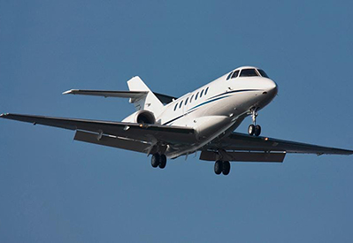Midsize Jet Hawker Beechcraft 1000 to charter for private aviation flights with LunaJets for intercontinental journeys, performance and comfort