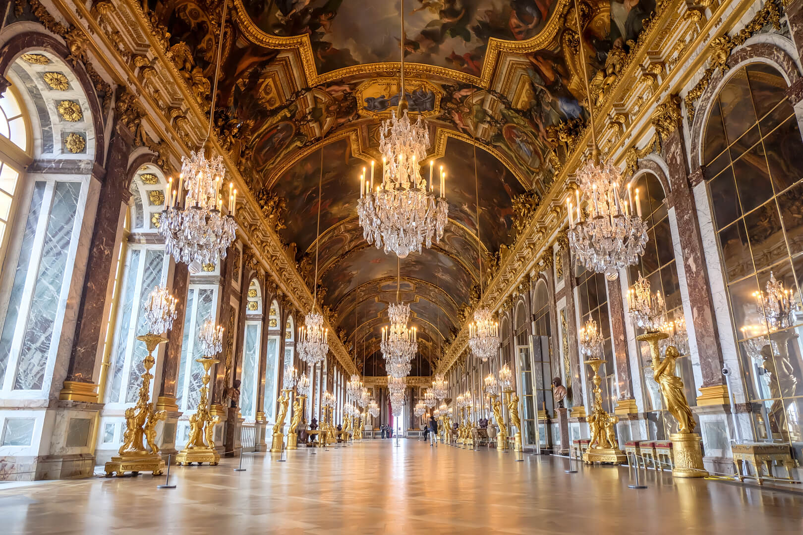 Sala degli specchi nella reggia di Versailles, Francia