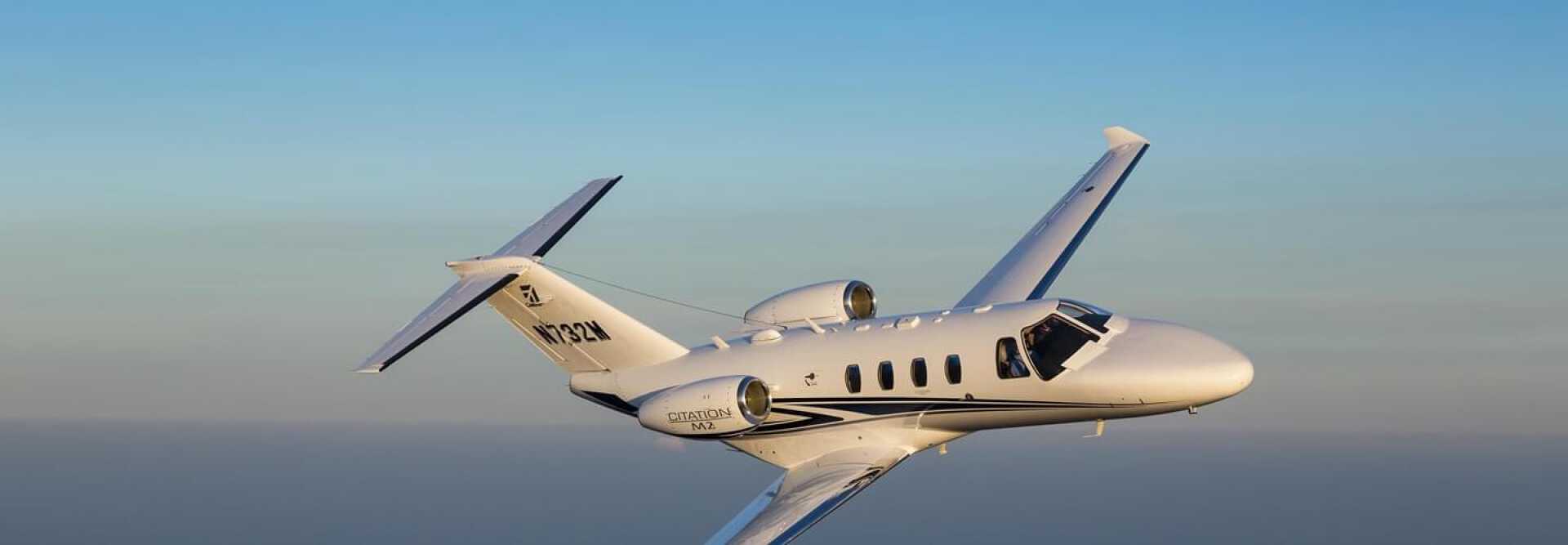 Light Jet Cessna Citation M2 to charter for a private charter flight with LunaJets, short haul flights, comfortable and spacious, intra-european