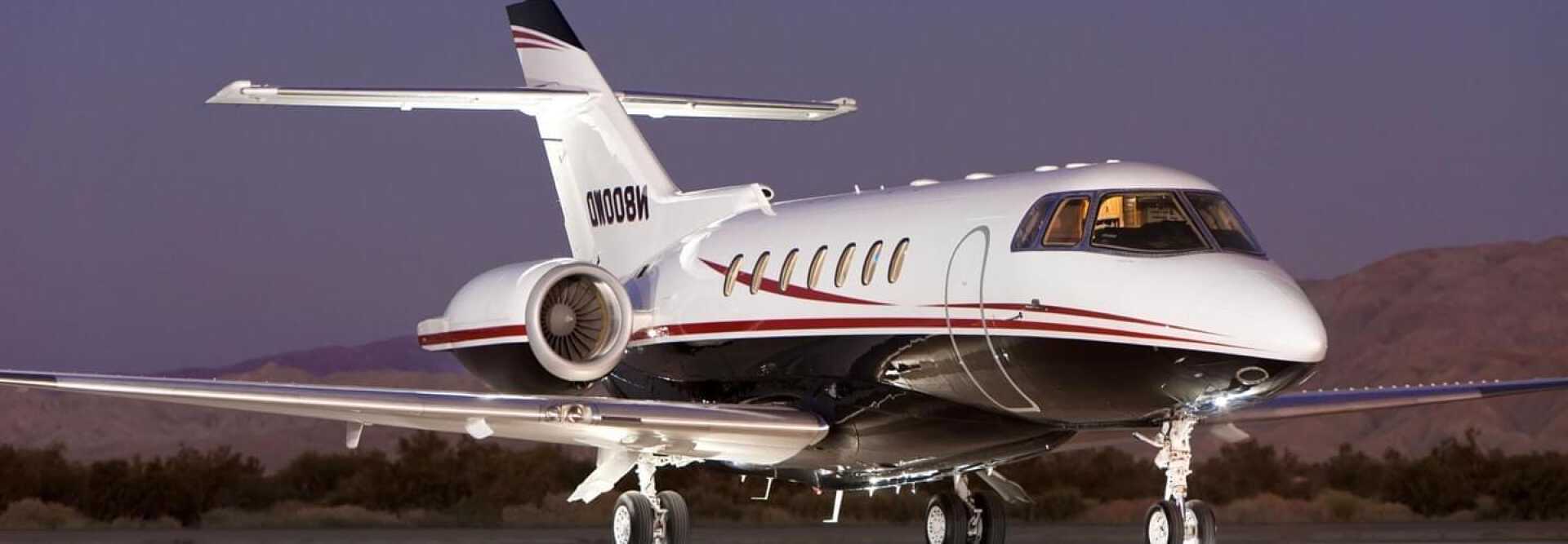 Hawker Beechcraft 1000 LunaJets