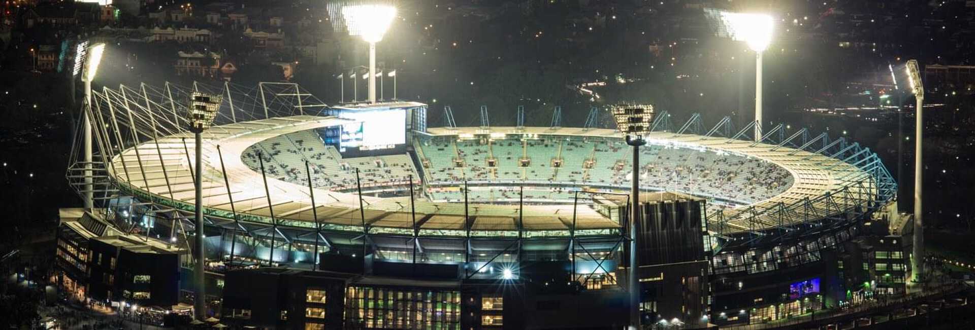 Stade Melbourne Cricket Ground de nuit pour la coupe du monde international de cricket à Melbourne Australie