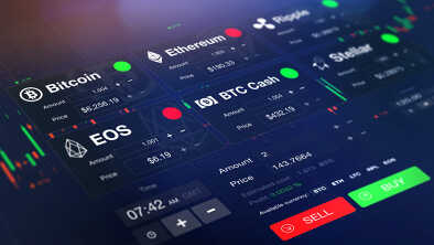 Криптокошелёк с различными криптовалютами, такими как биткоин, эфириум, EOS и btc cach Криптокошелёк с различными криптовалютами, такими как биткоин, эфириум, EOS и btc cach