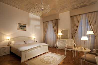 Antiq Palace, Small Luxury Hotels of the World offers 20 spacious suites and boutique rooms, each luxuriously decorated in a contemporary and elegant style
