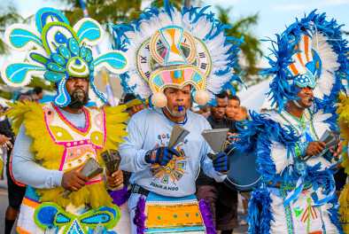 Vestidos tradicionales Junkanoo Vestidos tradicionales Junkanoo