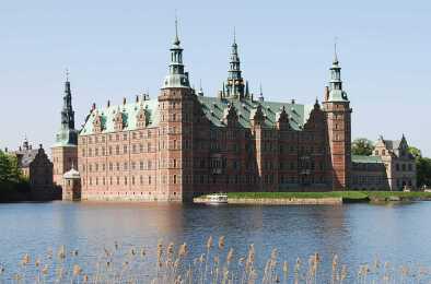 Castillo de Frederiksborg en Dinamarca