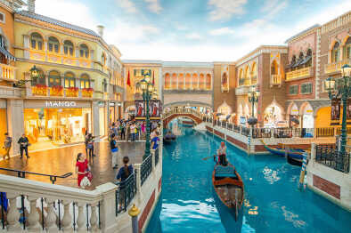 Tiendas en el palacio veneciano de Macao Tiendas en el palacio veneciano de Macao