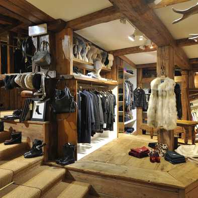 De compras en Cortina d'Ampezzo: encuentre piezas únicas y de diseño en Corso Italia