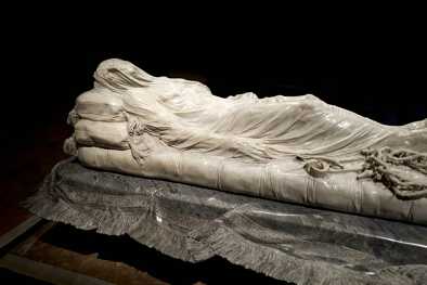 museo de napoles. imagen de estatua del cristo velado museo de napoles. imagen de estatua del cristo velado