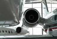 flugzeug hangar flugzeug hangar