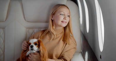 Wenn Sie mit einem Privatjet fliegen, können Sie Ihre geliebten Tiere und Haustiere mit in die Kabine nehmen
Wenn Sie mit einem Privatjet fliegen, können Sie Ihre geliebten Tiere und Haustiere mit in die Kabine nehmen