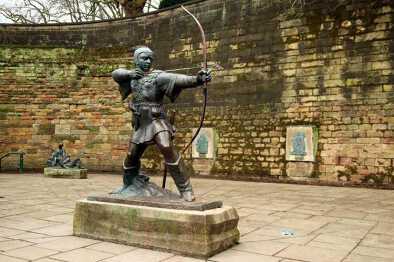 Nottingham Reino Unido-01 de abril de 2018: Castillo en la ciudad del legendario forajido Robin Hood
Nottingham Reino Unido-01 de abril de 2018: Castillo en la ciudad del legendario forajido Robin Hood