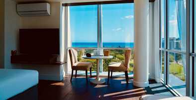 Hotel La Croix Waikiki Hotel La Croix Waikiki