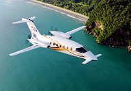 Turbopropulsor Piaggio Avanti P180 para vuelos chárter de aviación privada de la mano de LunaJets, diseño italiano