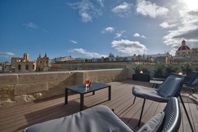 With a shared space of 70m² between the terrace, bedroom, lounge area and bathroom, the guest is spoilt with space and comfort. This suite is the best suite in the building, with a 35m² terrace With a shared space of 70m² between the terrace, bedroom, lounge area and bathroom, the guest is spoilt with space and comfort. This suite is the best suite in the building, with a 35m² terrace