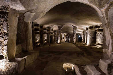 Visit the catacombs of San Genaro