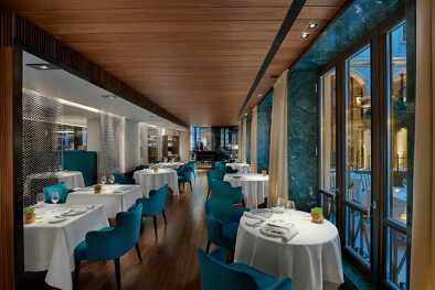 Comedor del Restaurante de lujo Seta Comedor del Restaurante de lujo Seta