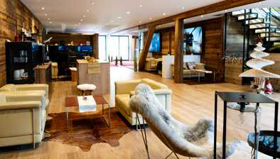 The lounge at the Sion FBO