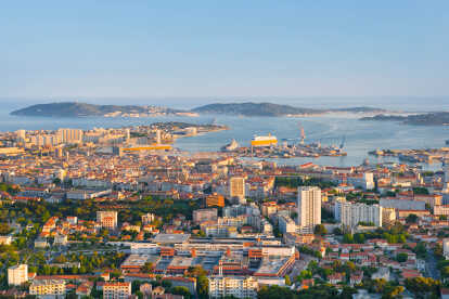 Vista de Toulon desde un avión